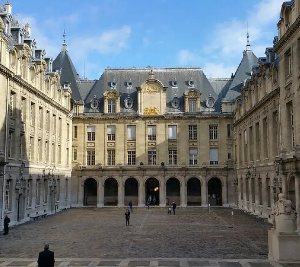 Cour de la Sorbonne